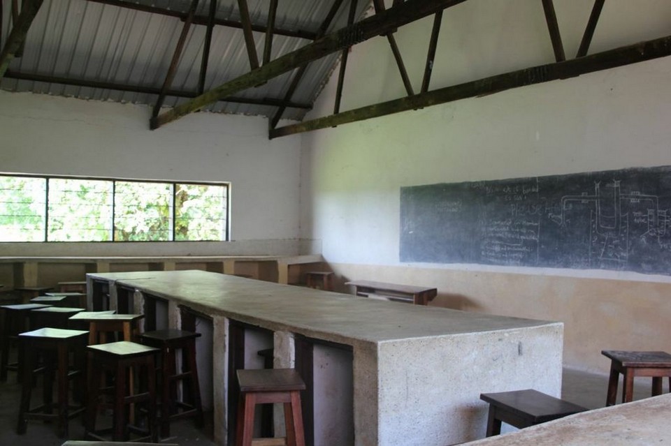 p76a bulangira school lab 018 10